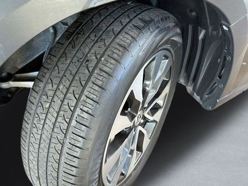 Used 2023 Subaru Outback Limited image 8