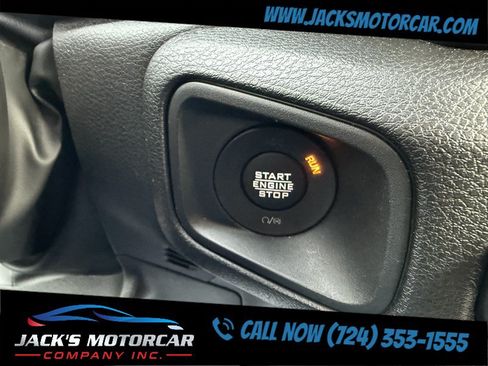 Used 2025 Jeep Wrangler Unlimited Sport AWD/4WD image 28