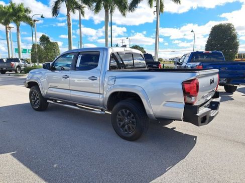 Used 2021 Toyota Tacoma SR5 image 5