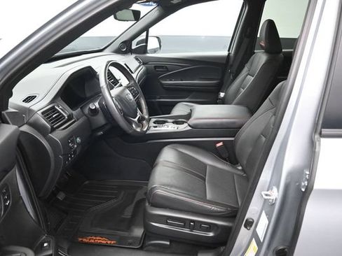 Certified 2025 Honda Ridgeline TrailSport image 9