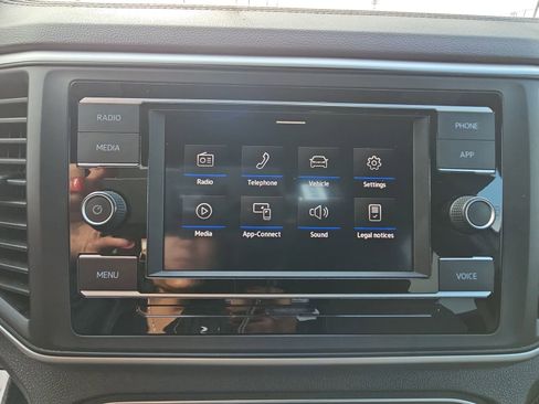 Used 2021 Volkswagen Atlas Cross Sport S image 20