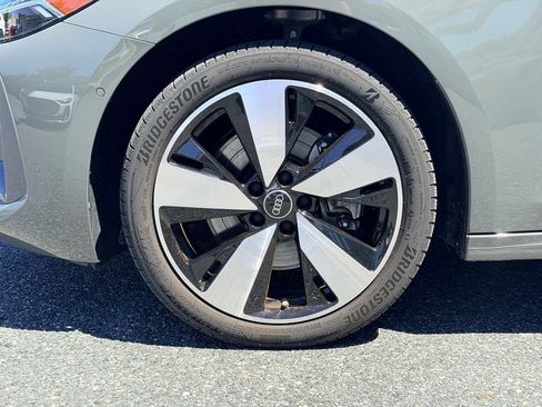 Used 2025 Audi A5 2.0T Premium Plus w/ Premium Plus AWD/4WD image 28