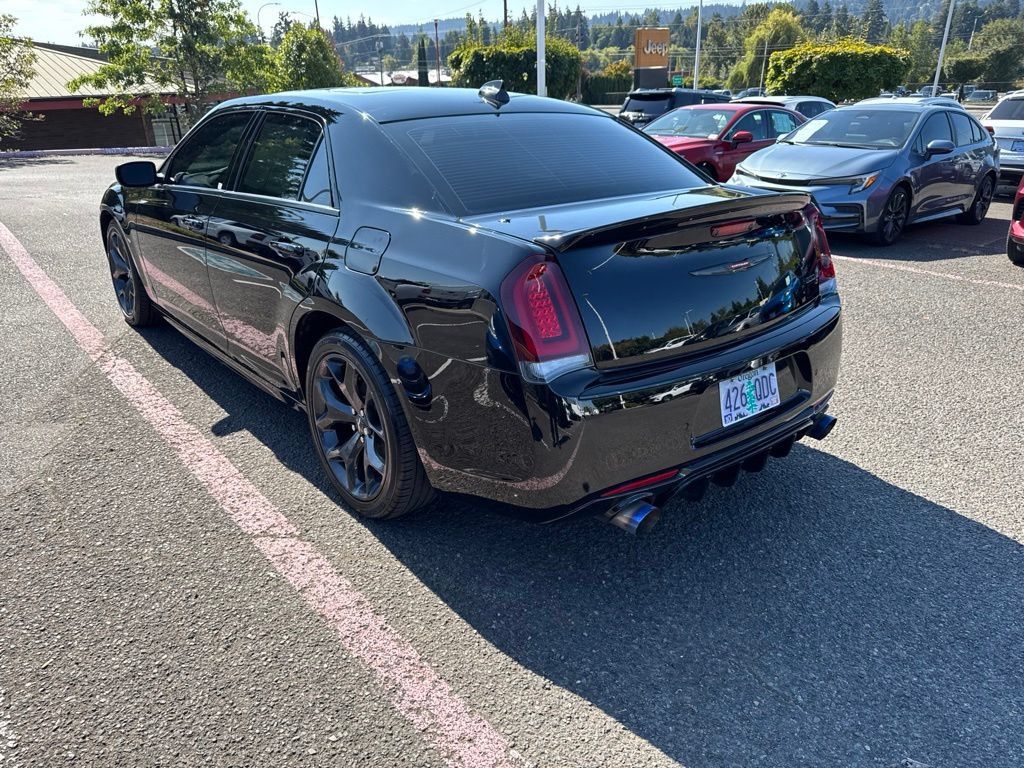 Used 2023 Chrysler 300 S w/ Comfort Group RWD image 7