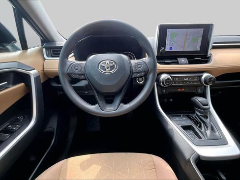 Used 2024 Toyota RAV4 XLE w/ Convenience Package FWD image 6