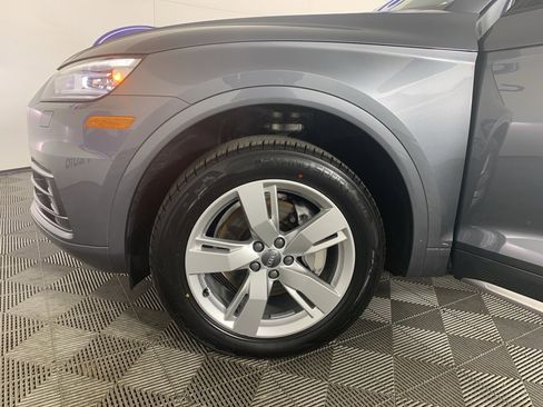 Used 2018 Audi Q5 2.0T Premium w/ Convenience Package image 12