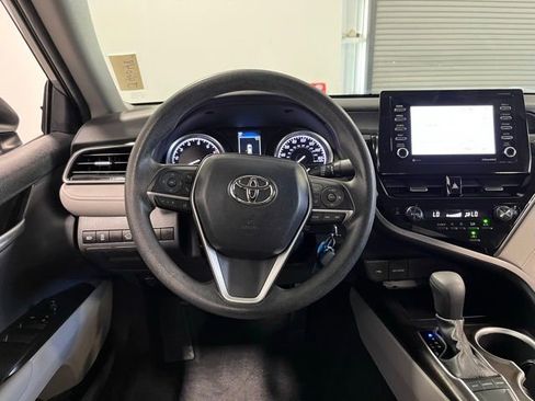 Used 2023 Toyota Camry LE image 21