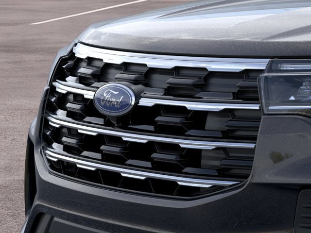 Used 2026 Ford Explorer Active AWD/4WD image 17