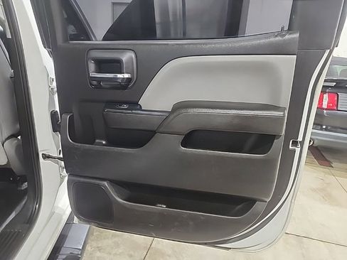 Used 2017 Chevrolet Silverado 1500 W/T w/ Trailering Package AWD/4WD image 16