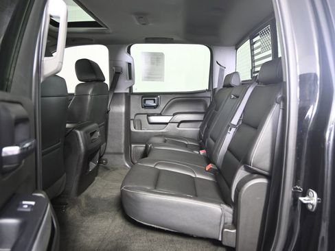 Used 2018 Chevrolet Silverado 1500 LTZ Z71 w/ LTZ Plus Package image 18