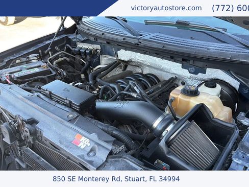 Used 2011 Ford F150 XLT w/ XLT Chrome Pkg image 43