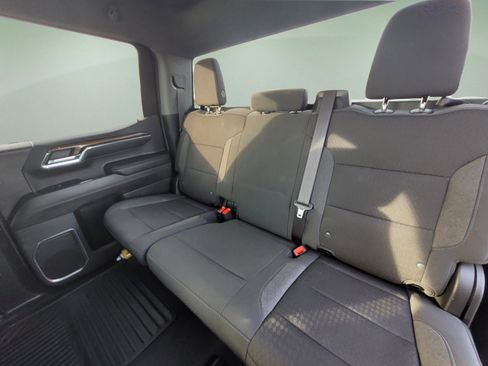 Used 2024 Chevrolet Silverado 1500 LT image 17