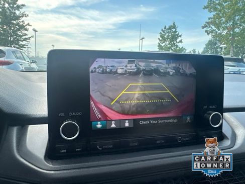 Certified 2025 Honda Accord SE image 19