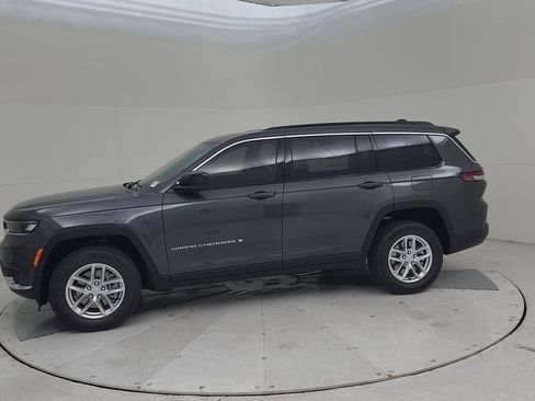 New 2025 Jeep Grand Cherokee L Laredo image 8