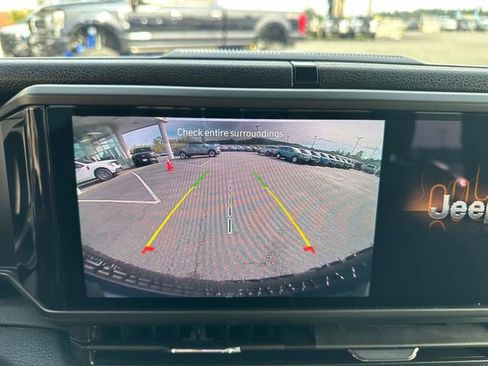 Used 2025 Jeep Wrangler Sport image 16