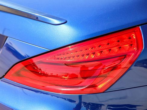 Used 2017 Mercedes-Benz SL 450 image 9