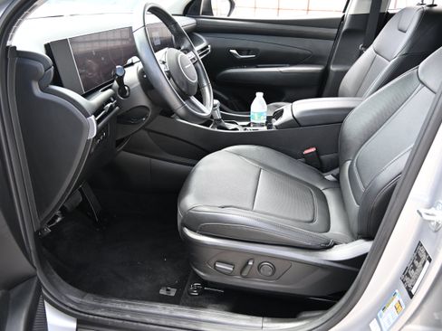 Used 2025 Hyundai Tucson SEL FWD image 26