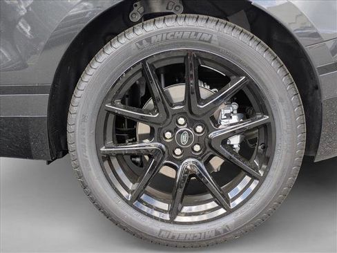 New 2026 Land Rover Range Rover Velar Dynamic SE image 10