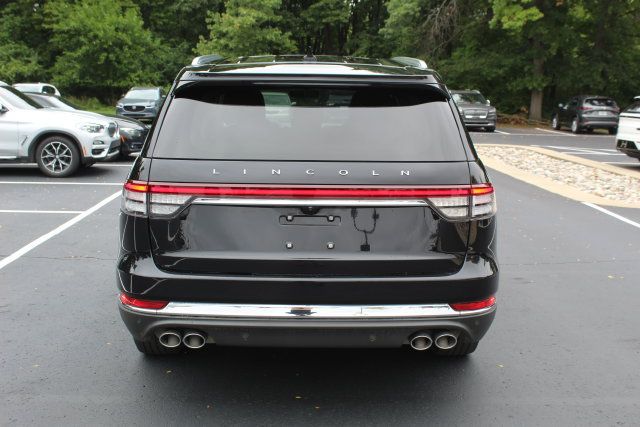 Used 2023 Lincoln Aviator Reserve w/ Elements Package Plus AWD/4WD image 4