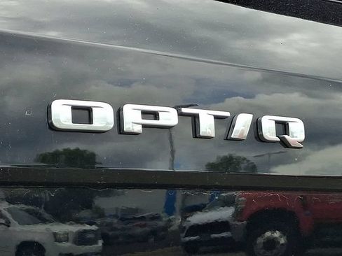 Certified 2025 Cadillac Optiq Luxury 2 AWD/4WD image 30