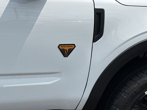 New 2025 Ford Bronco Sport Badlands image 6