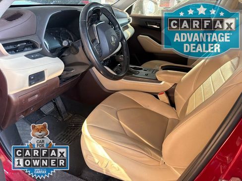 Used 2021 Toyota Highlander XLE FWD image 8