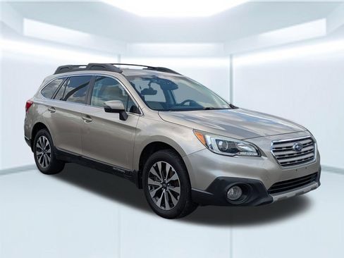 Used 2016 Subaru Outback 2.5i Limited AWD/4WD image 4