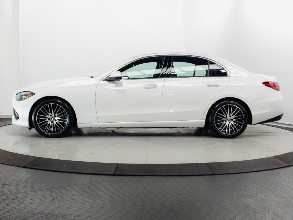 Used 2026 Mercedes-Benz C 300 4MATIC Sedan image 4