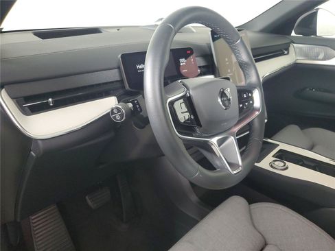 Certified 2025 Volvo EX90 Ultra AWD/4WD image 23