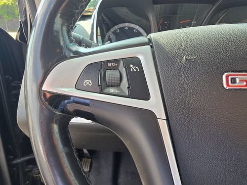 Used 2010 GMC Terrain SLT FWD image 26