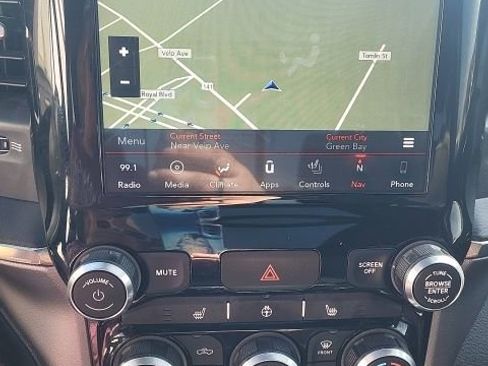 Used 2019 RAM 1500 Sport w/ Level 2 Equipment Group AWD/4WD image 4