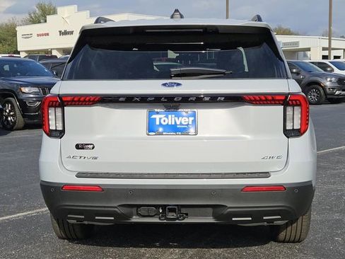New 2026 Ford Explorer Active image 8