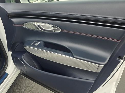 Used 2025 Genesis GV70 2.5T Sport Prestige w/ Sport Prestige Package image 31