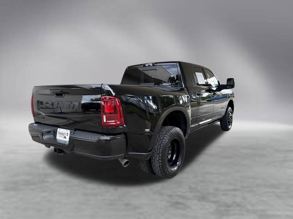 Used 2025 RAM 3500 Laramie AWD/4WD image 3