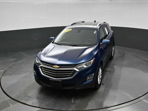 Used 2019 Chevrolet Equinox LT w/ Sun & Navigation Package AWD/4WD image 19