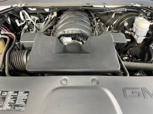 Used 2020 GMC Yukon Denali w/ Open Road Package AWD/4WD image 42