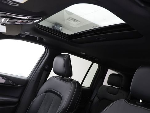 Used 2023 Jeep Grand Cherokee Altitude image 16