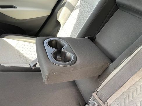 Used 2022 Chevrolet Equinox LT AWD/4WD image 38