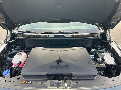 Used 2025 Kia Niro Wind FWD image 29