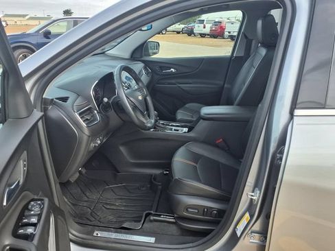 Used 2024 Chevrolet Equinox Premier AWD/4WD image 22