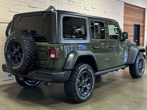 Used 2023 Jeep Wrangler Unlimited w/ Cold Weather Group AWD/4WD image 3