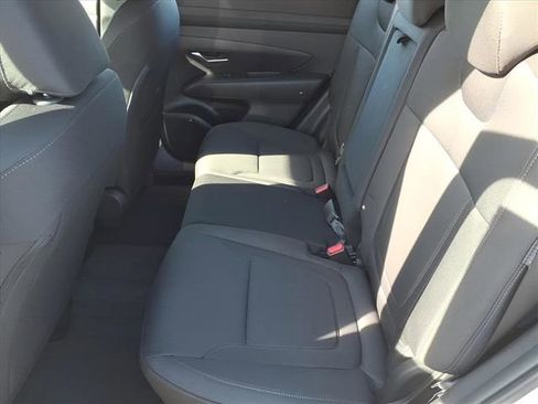 New 2026 Hyundai Tucson SE image 13