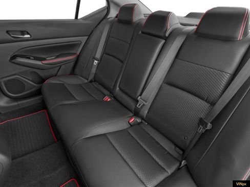 New 2025 Nissan Altima 2.5 SR image 11