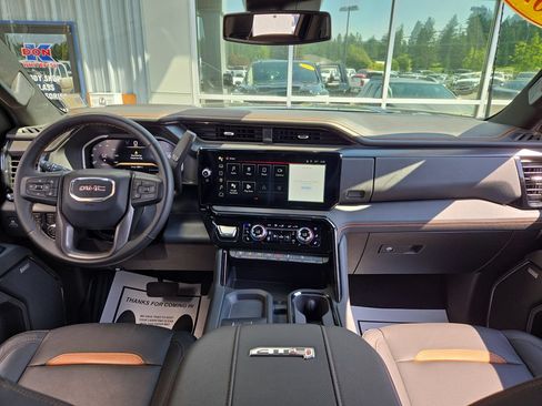 Used 2026 GMC Sierra 2500 AT4 AWD/4WD image 18