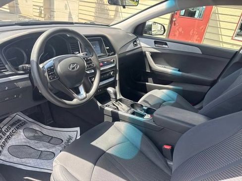 Used 2019 Hyundai Sonata SE FWD image 11