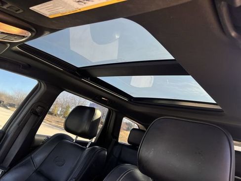 Used 2015 Jeep Grand Cherokee Overland image 22