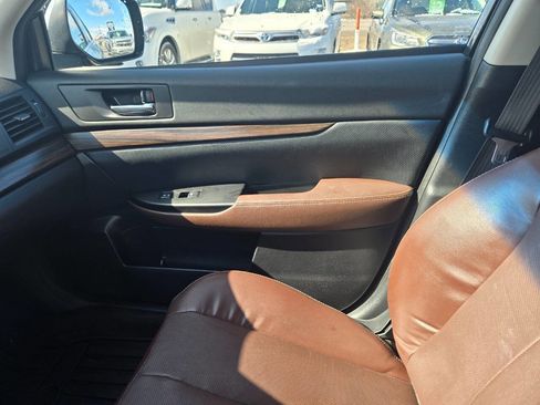 Used 2013 Subaru Outback 2.5i Limited image 31
