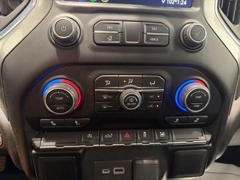 Certified 2022 Chevrolet Silverado 1500 LT AWD/4WD image 17
