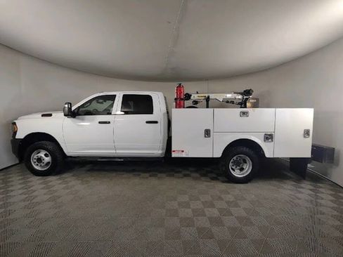 Used 2024 RAM 3500 Tradesman image 4