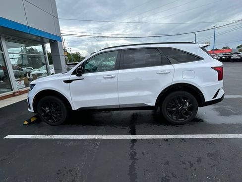 Used 2023 Kia Sorento SX AWD/4WD image 8
