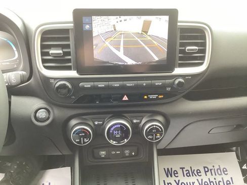New 2026 Hyundai Venue SEL FWD image 28